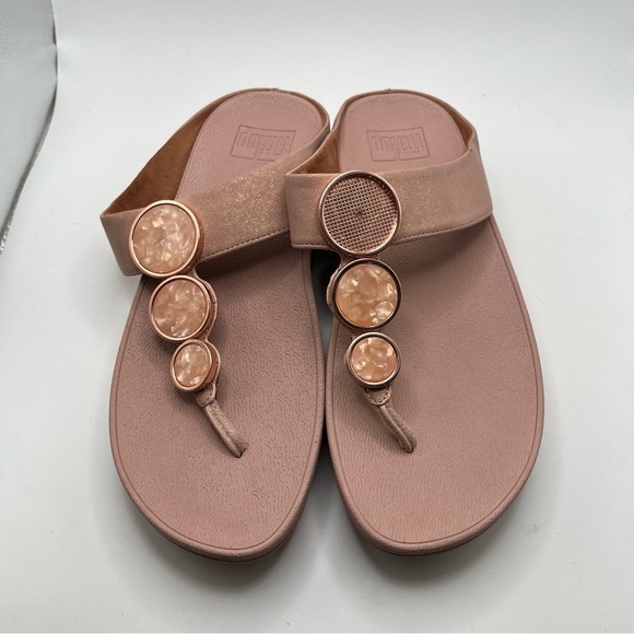 NWOB FitFlop  Halo Bead-Circle Metallic Toe-Post Sandals size 6 missing stone - Picture 1 of 8